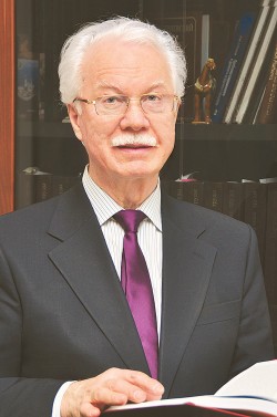 Анатолий Дмитриевский, директор Института проблем нефти и газа РАН, Москва