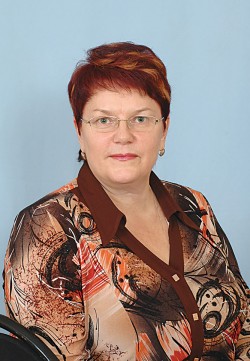 Лидия Бухарова, директор Благовещенского торгово-экономического колледжа, Амурская область