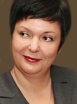 Наталья Гончарова  министр образования и науки, молодёжи и спорта Республики Крым
