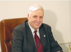 Михаил Карпенко, президент Современной гуманитарной академии