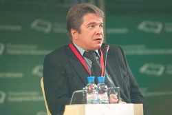 Владимир Блинов, руководитель центра начального, среднего, высшего и дополнительного профессионального образования ФИРО