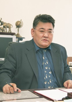 Владимир Сактоев, ректор, профессор, доктор экономических наук